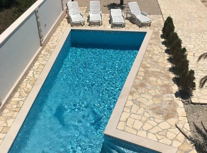 Hébergement de vacances Santa Barbara Vrsi
